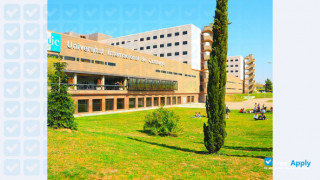 Miniatura de la International University of Catalonia #10