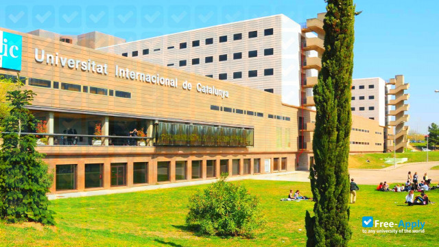 International University of Catalonia фотография №9