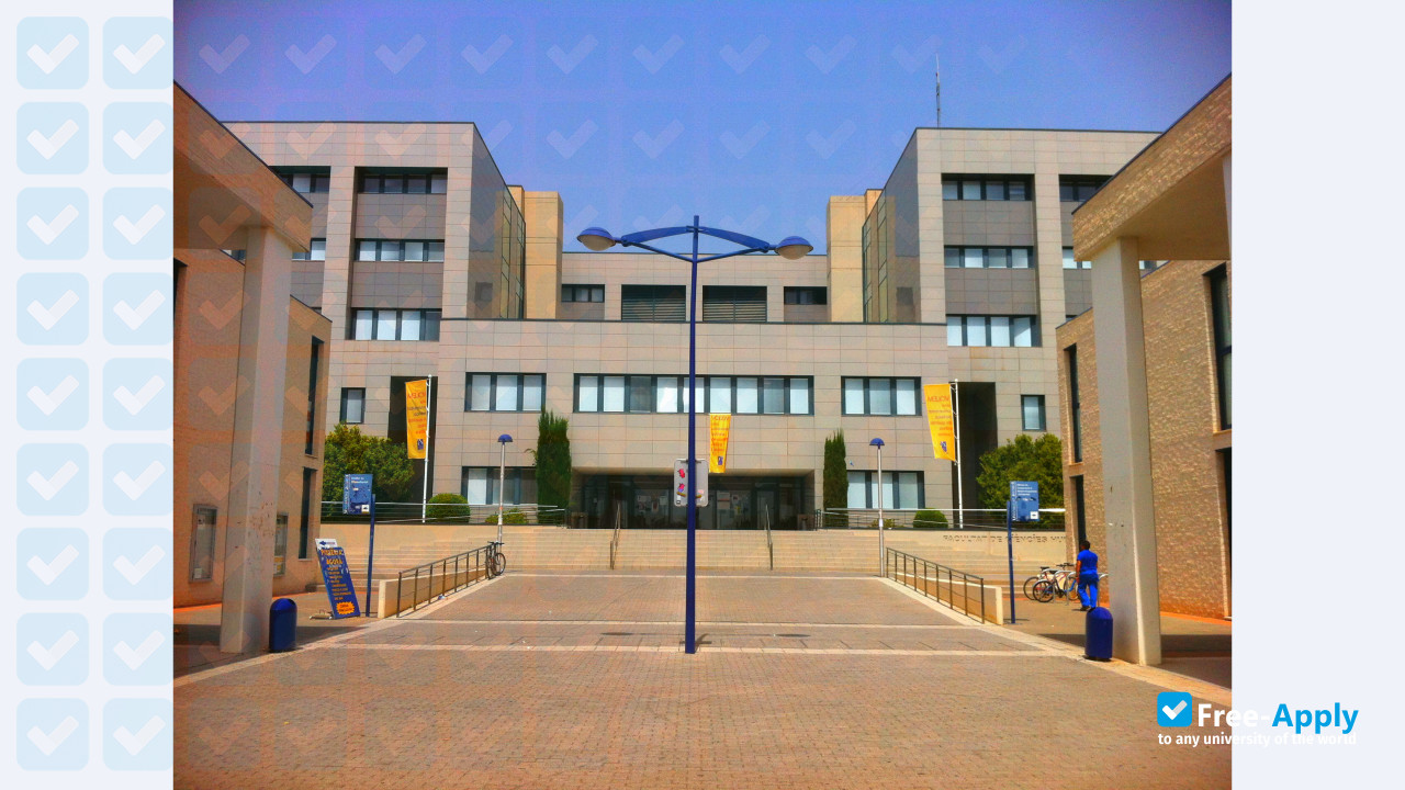 Jaume I University photo #8