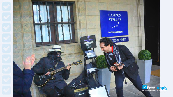 Foto de la European Institute Campus Stellae #4