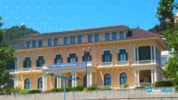 Foto de la Open University of Catalonia #5