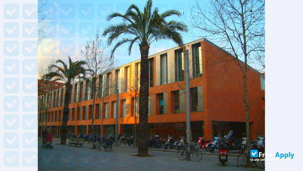 Foto de la Open University of Catalonia #10