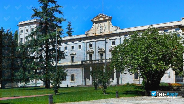 University of Navarra photo #2