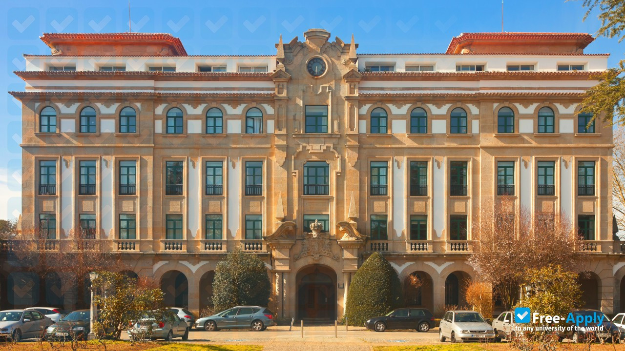 University of Santiago de Compostela Faculty of Veterinary Medicine of Lugo photo #3