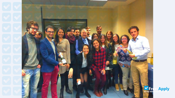 CESMA Business School photo #2