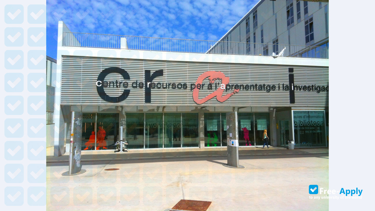 Photo de l’Rovira i Virgili University #2