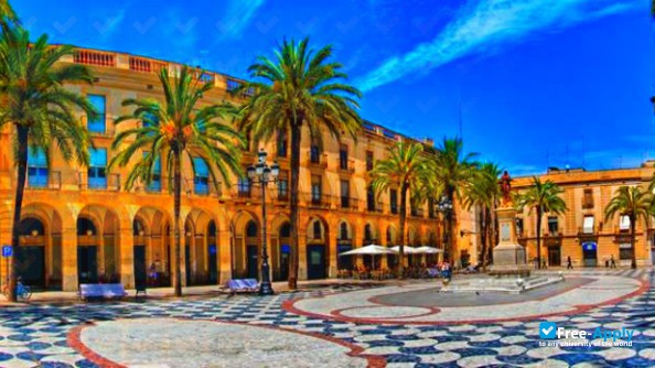 University Campus of the Mediterranean фотография №3