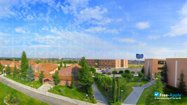 Francisco de Vitoria University photo #1