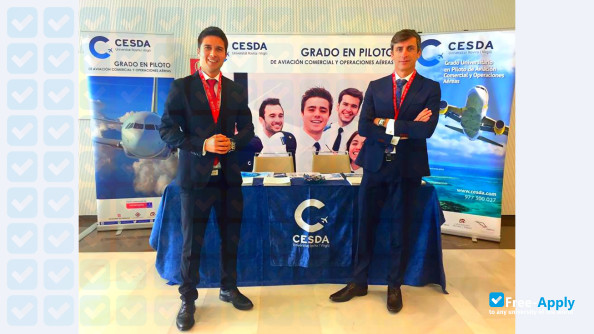 Photo de l’Center of Higher Studies of Aviation #5