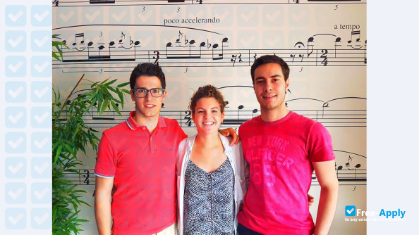 Foto de la Conservatory of Music of Aragon #2