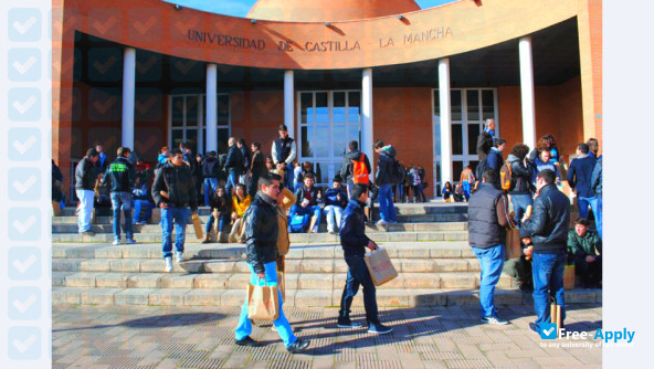 University of Castilla La Mancha фотография №2