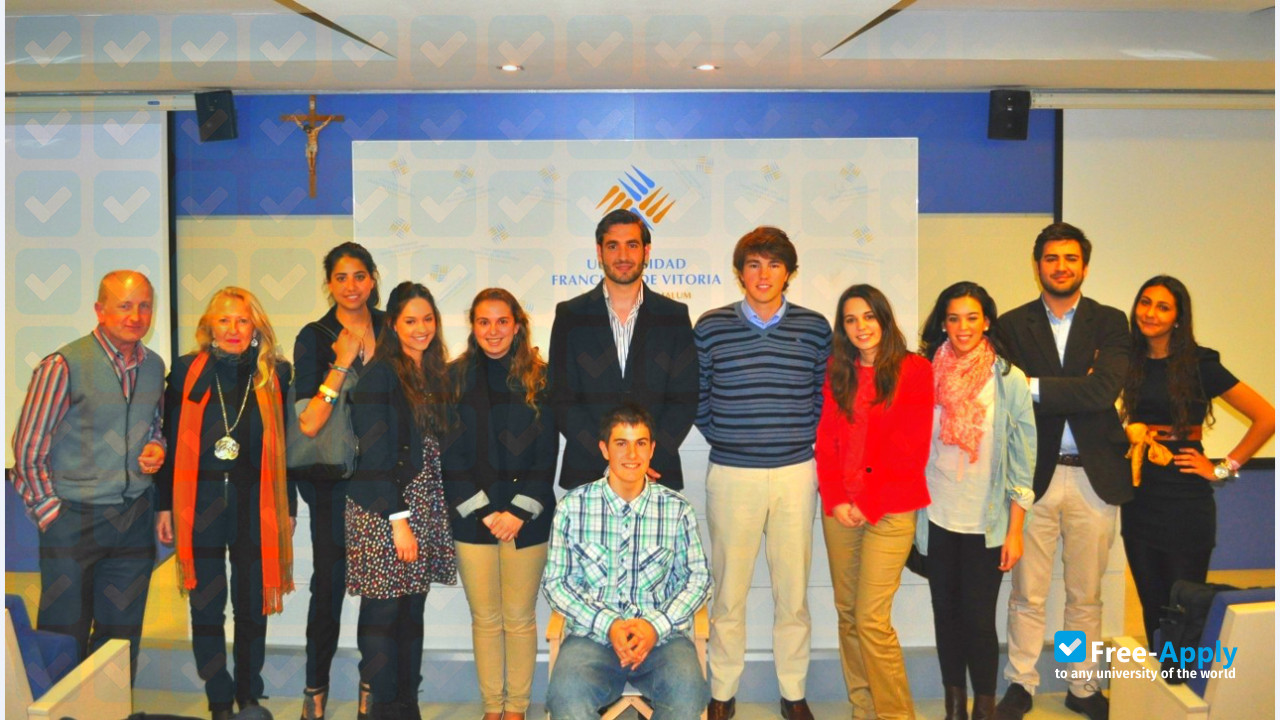 Foto de la Francisco de Vitoria University #19