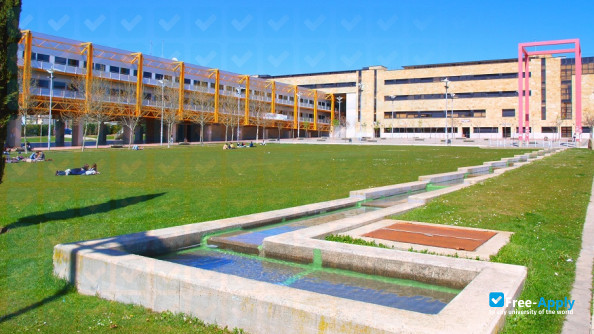 Foto de la Francisco de Vitoria University #6