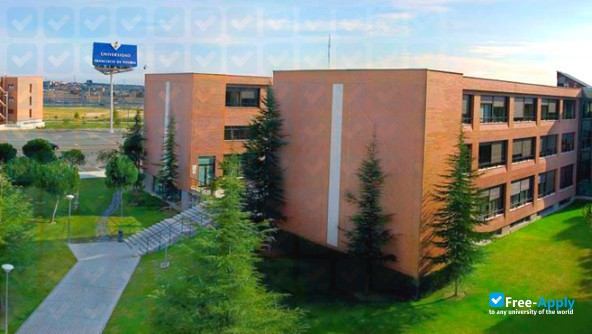 Foto de la Francisco de Vitoria University #5