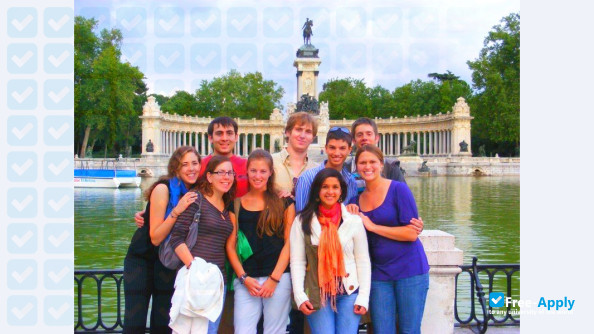 Foto de la Francisco de Vitoria University #9