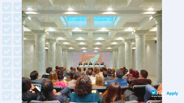 Photo de l’CEREM International Business School #9