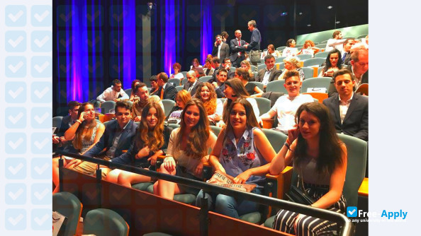 CESINE University Center photo #11