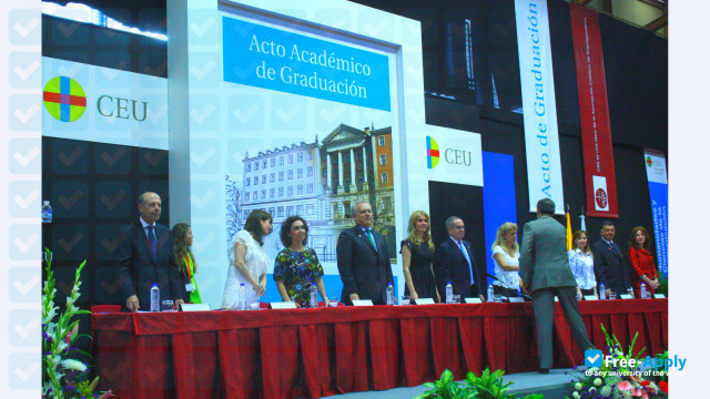Photo de l’Higher Institute of Professional Studies CEU #1
