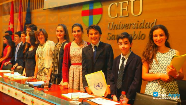 Photo de l’Higher Institute of Professional Studies CEU #4