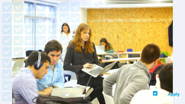 Photo de l’IE University #11