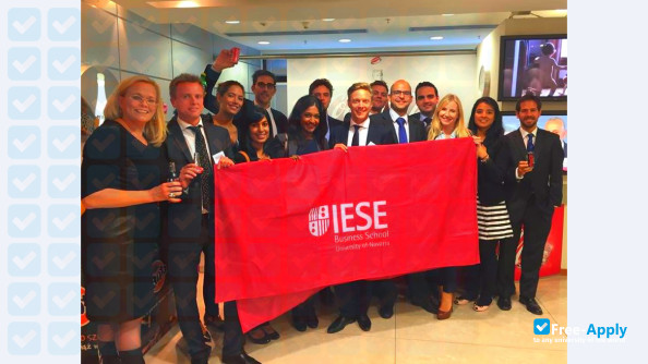 IESE Business School Universidad de Navarra photo #7