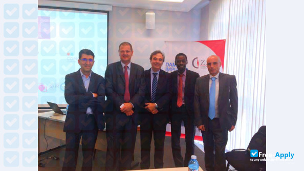Foto de la IFFE Business School #11