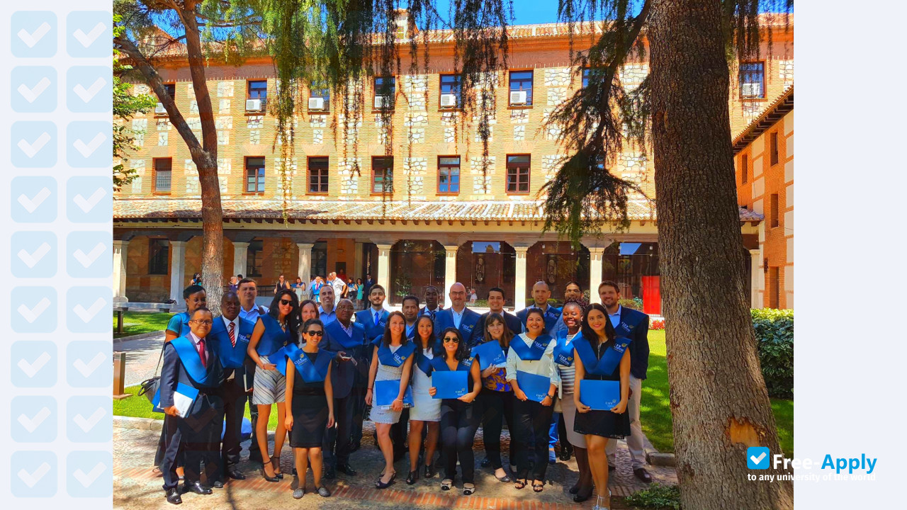 Foto de la International Center for Financial Education #9