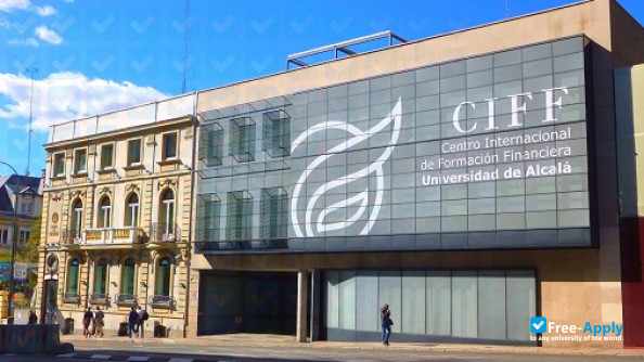 Foto de la International Center for Financial Education #11