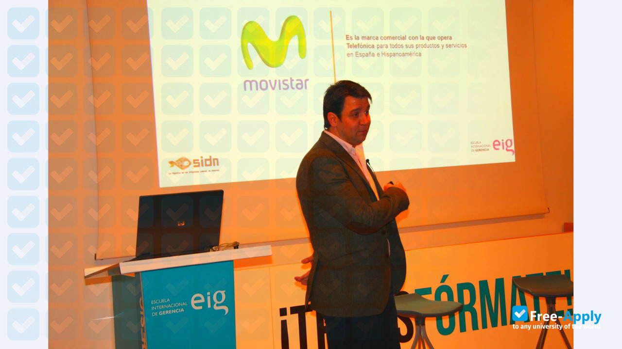 Foto de la International School of Management #18