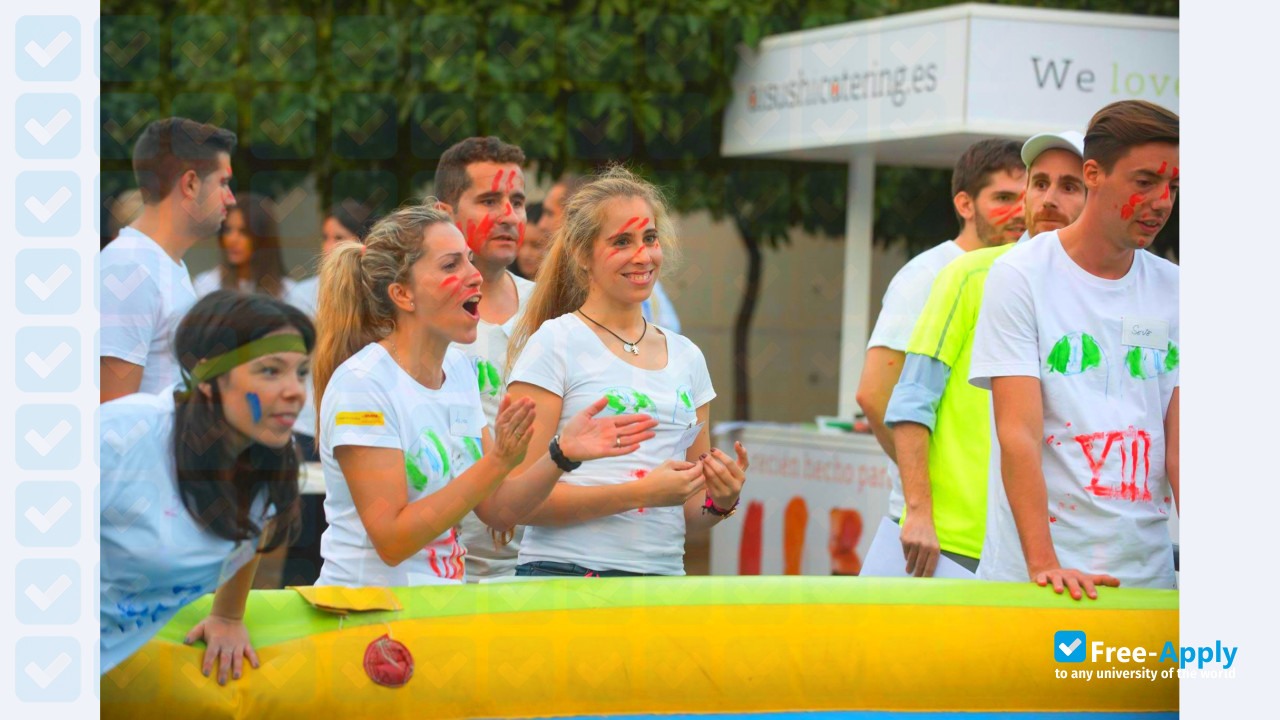 Foto de la International School of Management #3