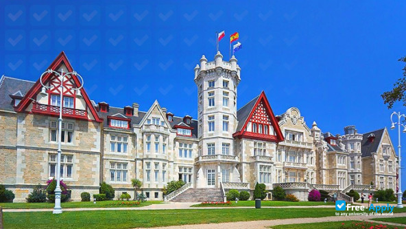 Foto de la International University Menéndez Pelayo UIMP #6