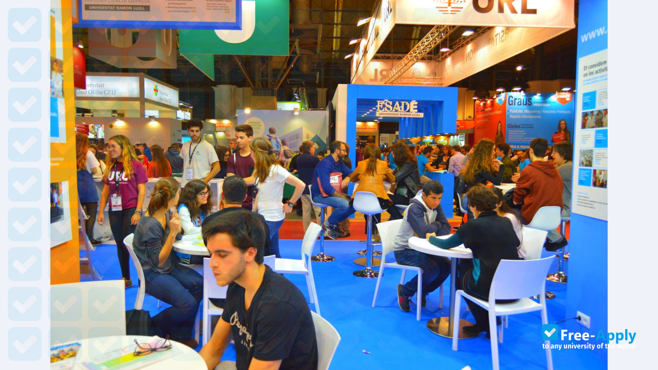 IQS Ramon Llull University photo #9