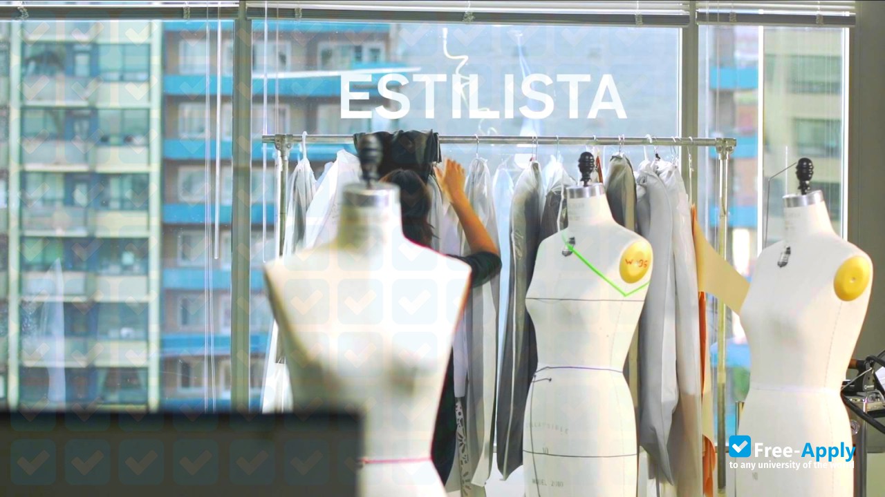 LCI Barcelona School of Design photo #3