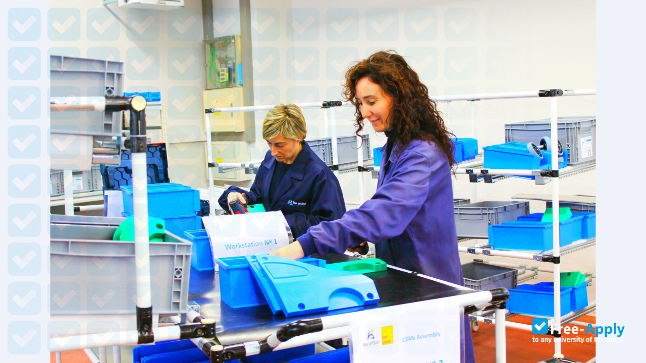 Lea-Artibai Technical School photo #12