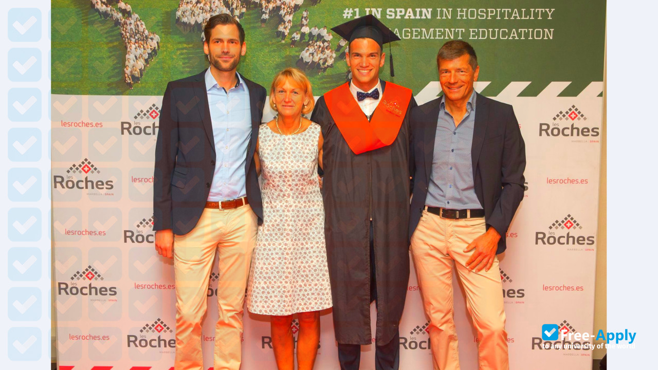 Foto de la Les Roches Marbella Swiss Hotel Management School #7