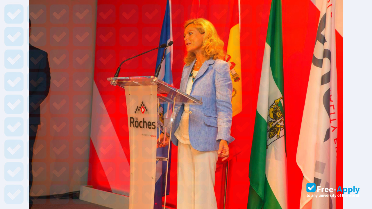 Foto de la Les Roches Marbella Swiss Hotel Management School #12