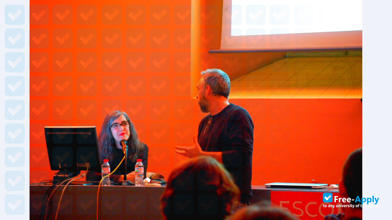 Photo de l’Massana School #4