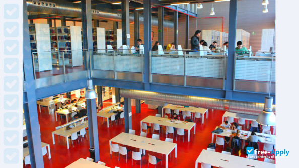 Foto de la Polytechnic University of Madrid #4
