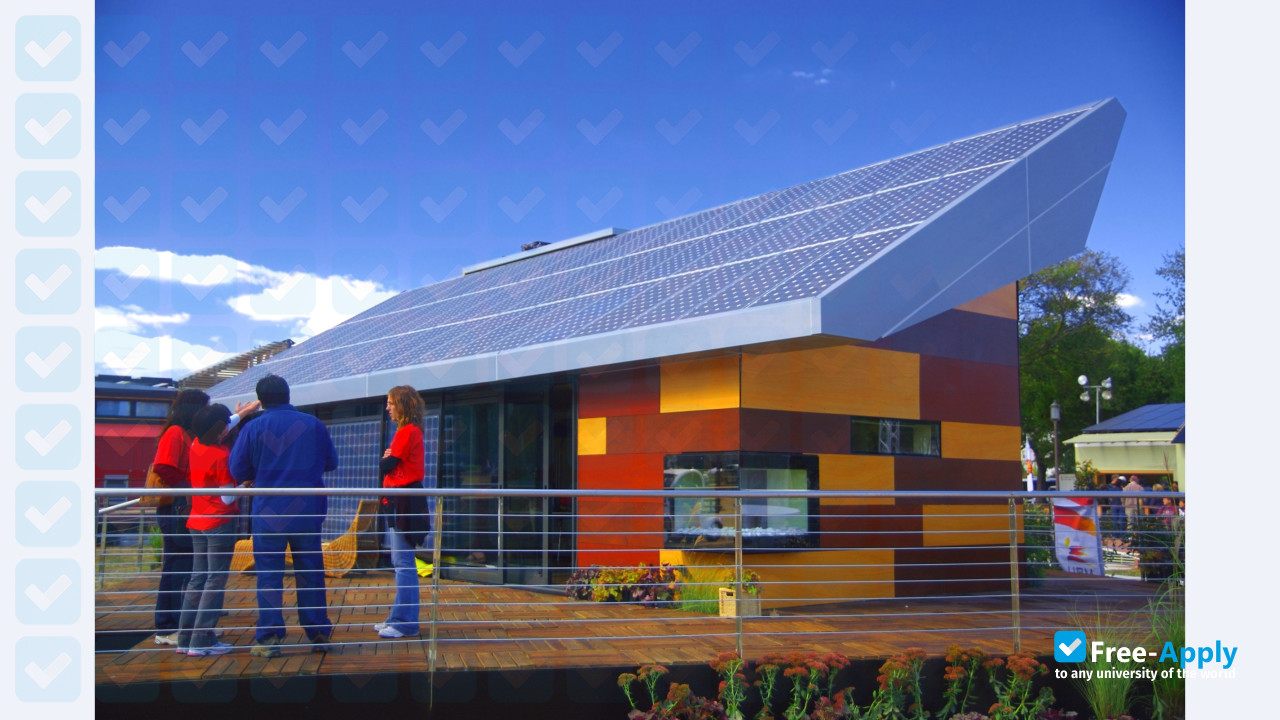 Foto de la Polytechnic University of Madrid #9