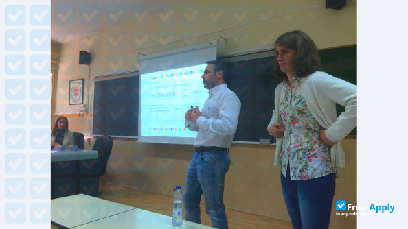 Photo de l’Private University Cardenal Cisneros #3