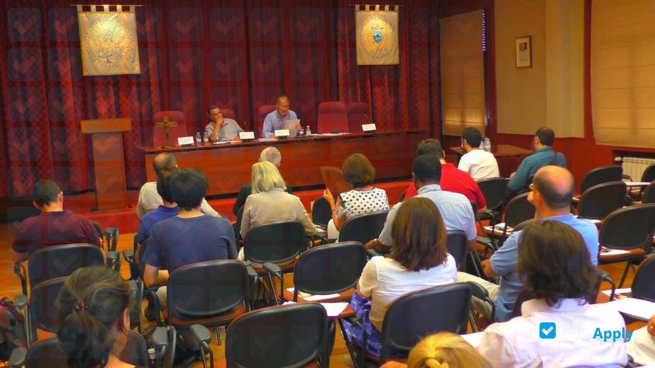 Saint Damasus Ecclesiastical University (Spanish) photo #8