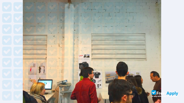 School of Art and Design in Valencia Superior photo #6