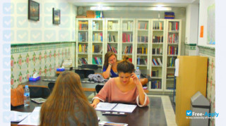 School of Business Administration Barcelona thumbnail #8