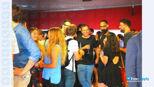 Foto de la School of Disseny and Art #10