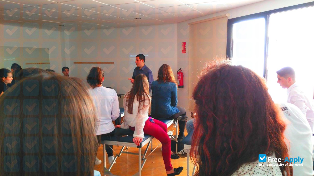 School of Osteopathy of Madrid photo #2