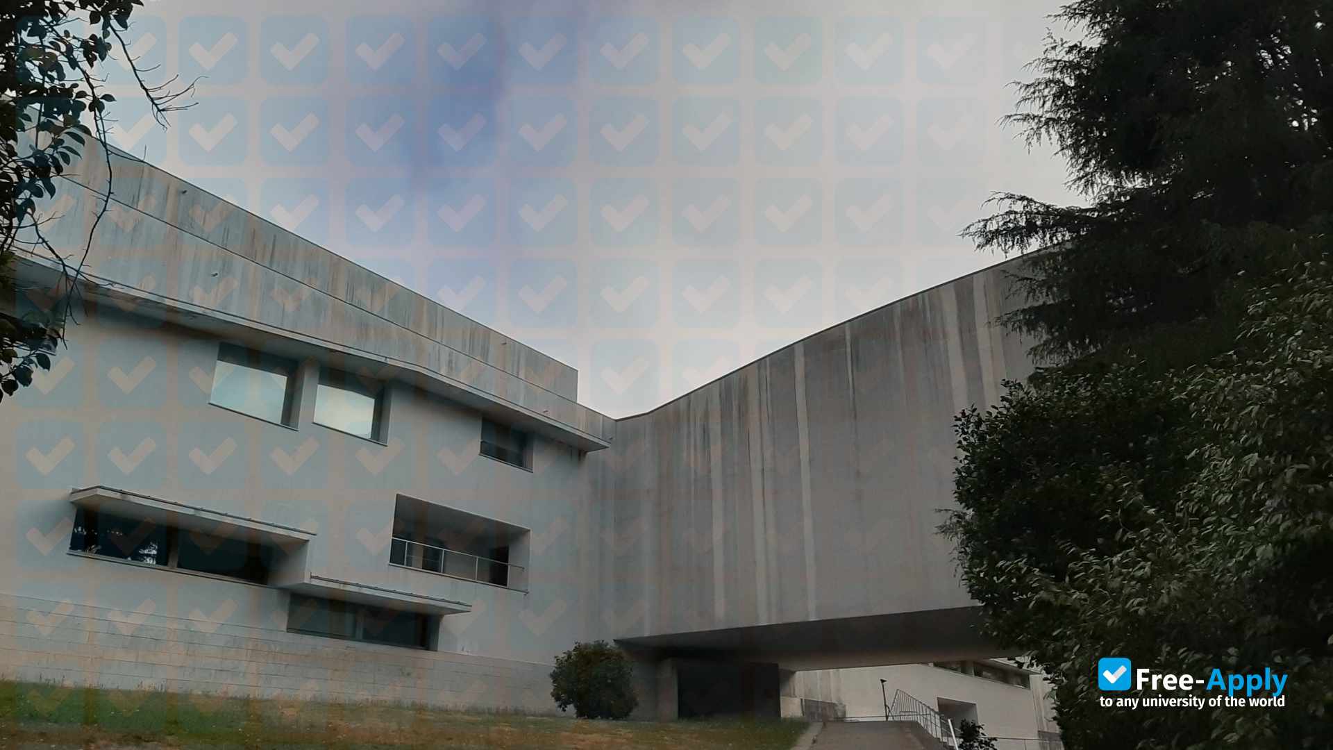 University of Santiago de Compostela photo #5