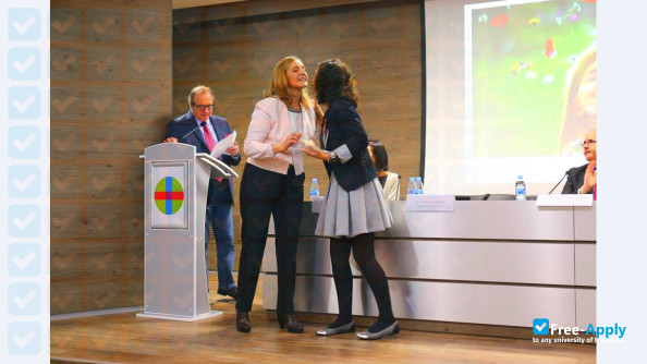 Foto de la CEU San Pablo University #10