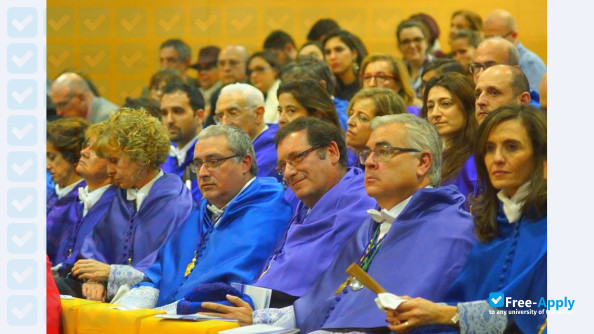 Foto de la CEU San Pablo University #8
