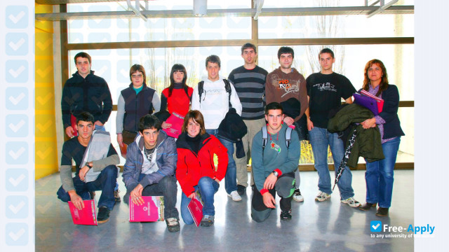 Foto de la Public University of Navarra #3