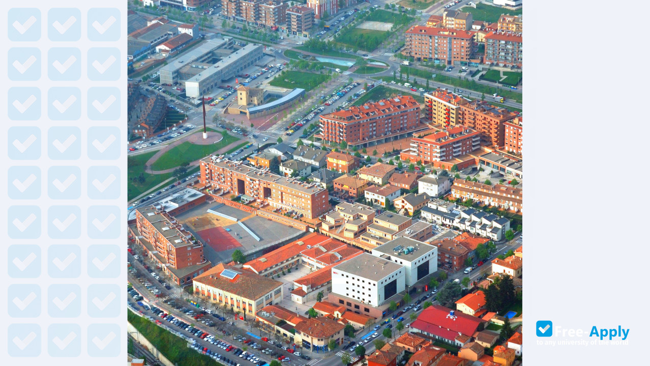 Photo de l’University of Vic - Central University of Catalonia #3